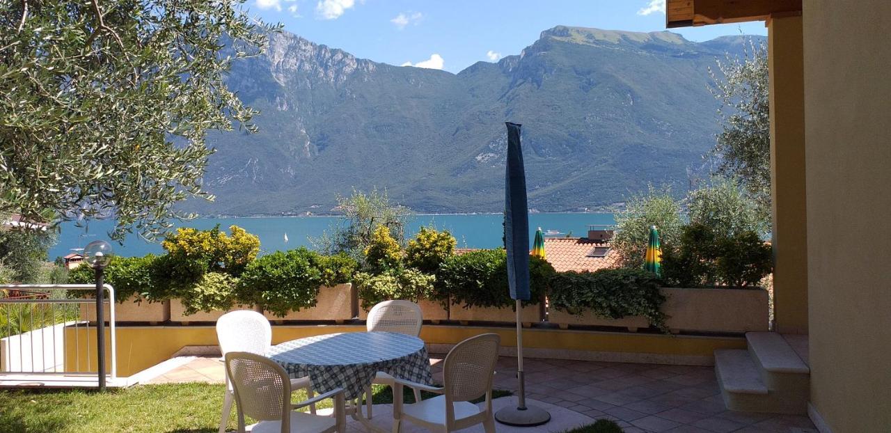 Appartamenti Villa Clivia Limone sul Garda Esterno foto