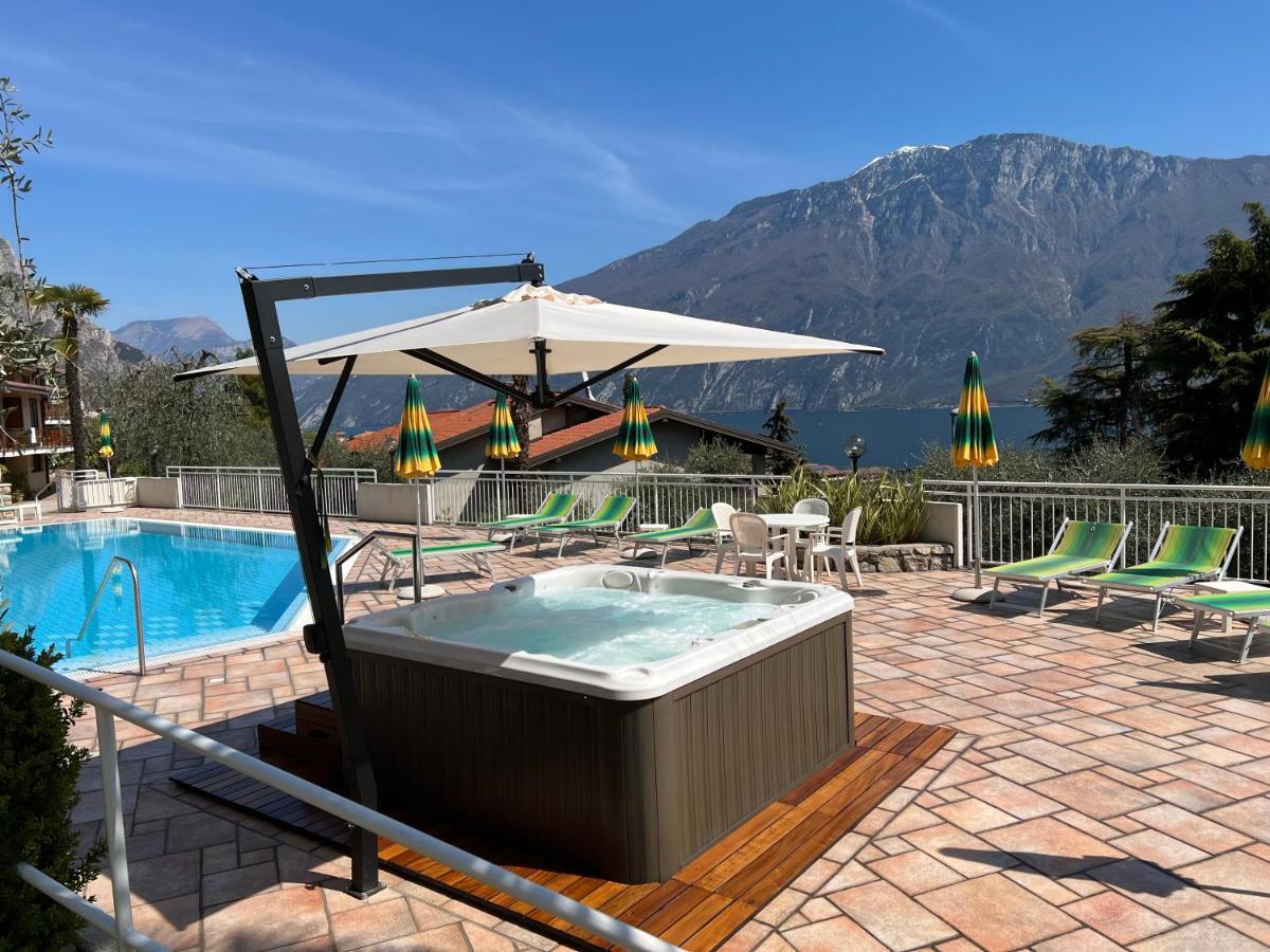 Appartamenti Villa Clivia Limone sul Garda Esterno foto