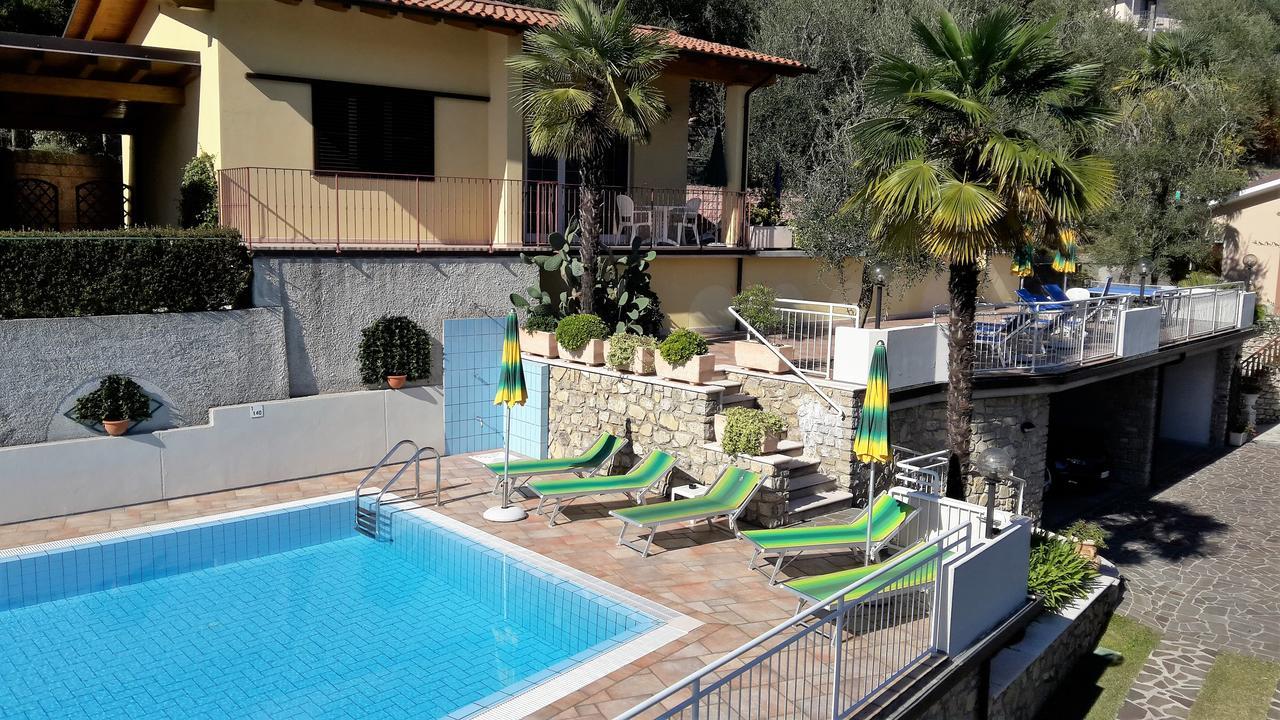 Appartamenti Villa Clivia Limone sul Garda Esterno foto